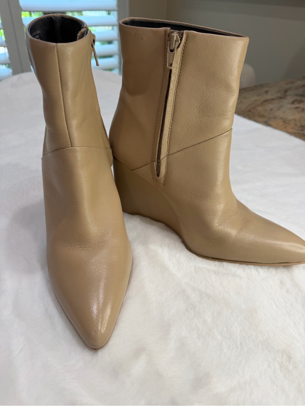 Seychelles Women’s Tan Wedge Ankle Boots Size 8